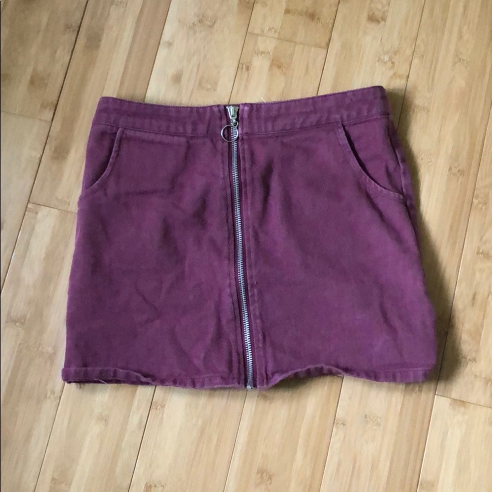 Mauve zip up skirt